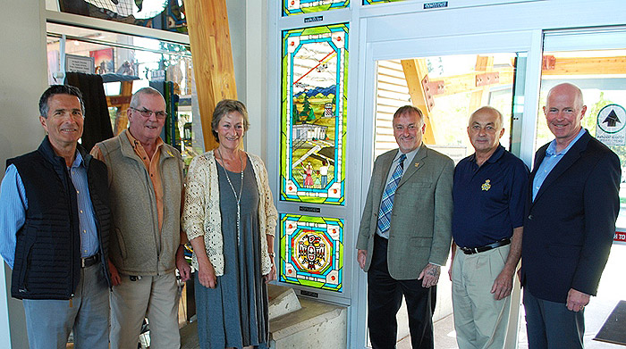 YQQs past commemorated by newest stained glass window YQQs past commemorated by newest stained glass window